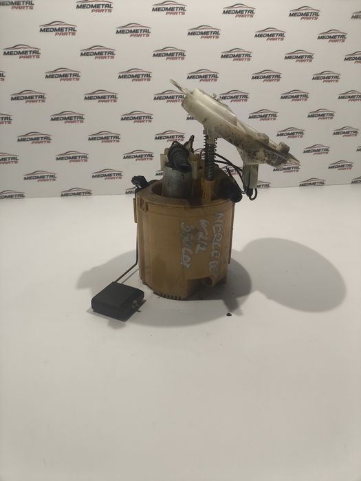 Помпа в резервоара Mercedes E W212 350 CDI A2124700194