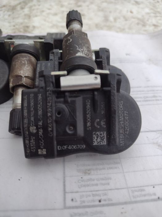 Датчик вентили Мерцедес..Мицубиши.Алфа Ромео