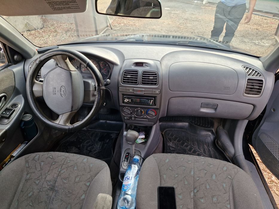 Hyundai accent  2001г