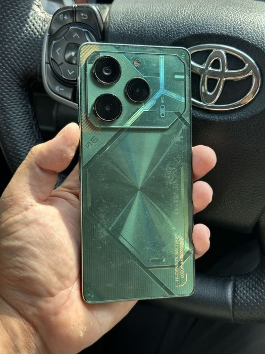 Techno Pova 6 Pro 5G