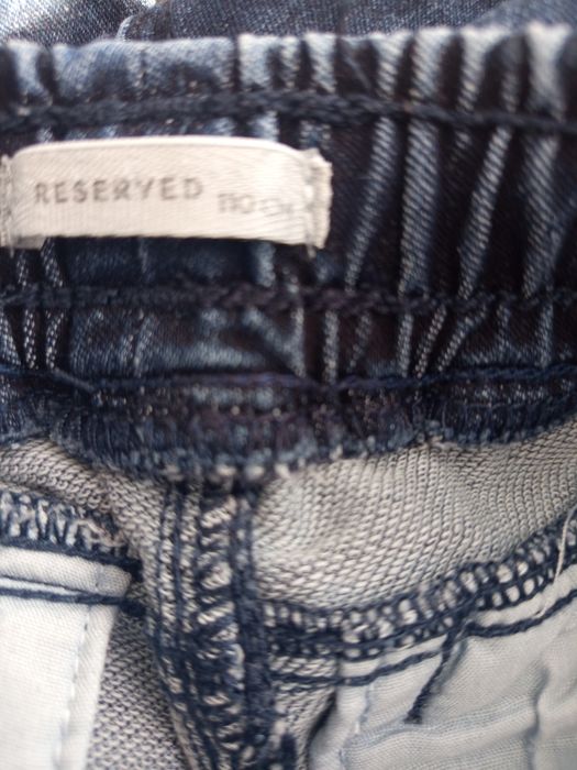 Дънки Reserved и Панталон Н&M- размер 110 см.