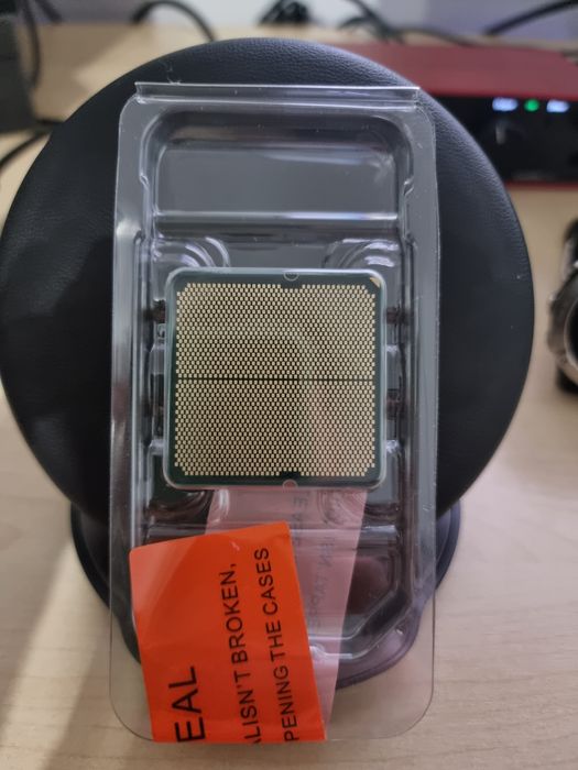 Procesor AMD Ryzen 7 7800X3D Nou