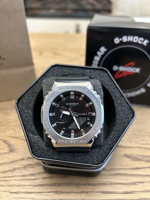 Ceas original Casio G-SHOCK – Model GM-2100