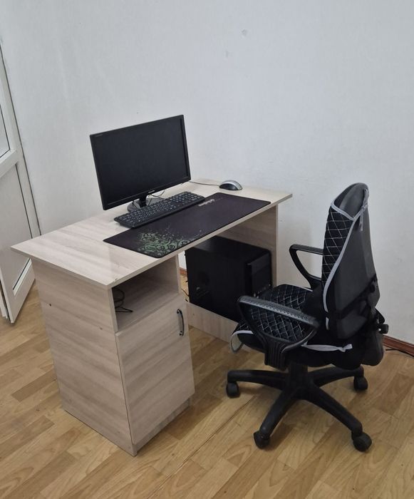 Продается компьютер со столом
