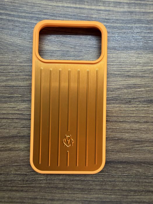 Rimowa iPhone 17 Pro Max Husa Metalica Cosmic Orange Portocalie