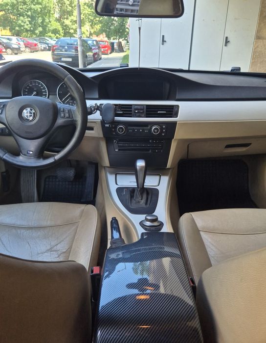 Продава се BMW E91 320d