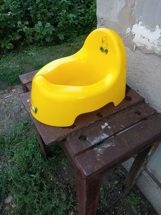 Детский горшок..