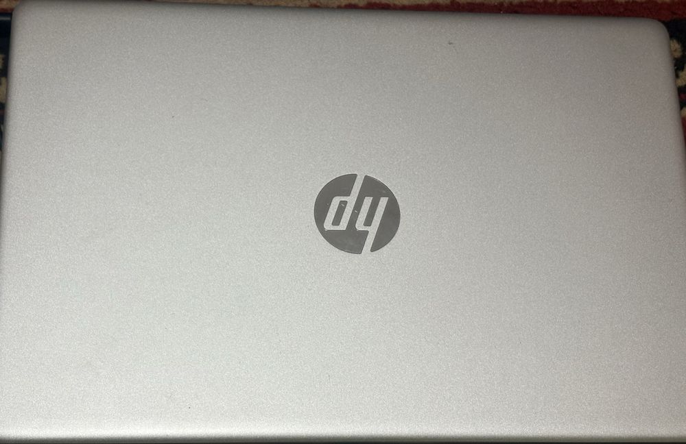 Продам ноутбук hp laptop 15s