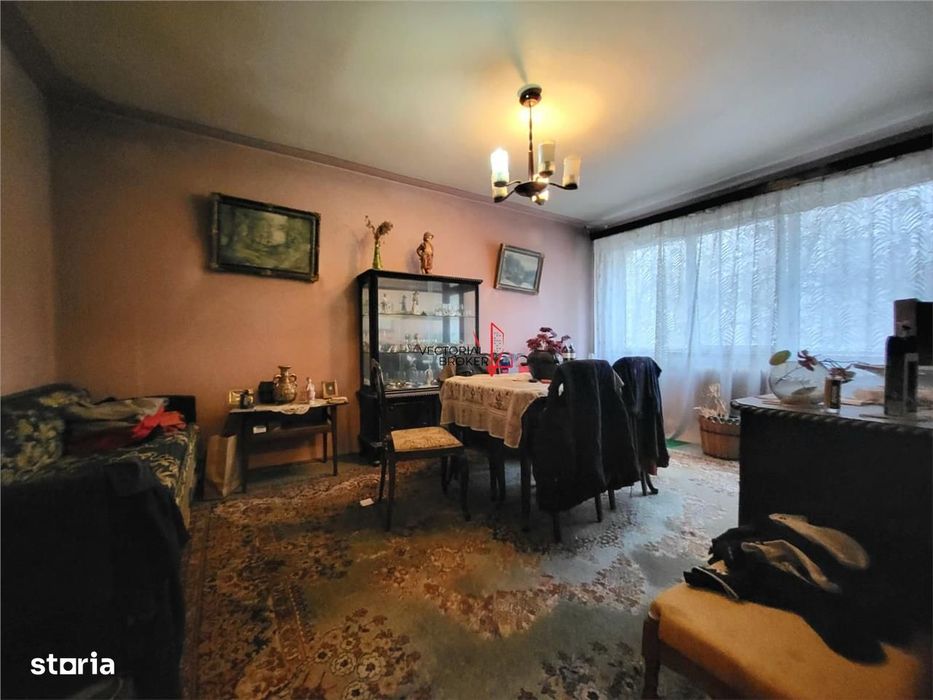 La 2 Pasi De Metrou   Apartament 3 Camere  Etaj 1