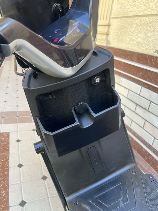 Skuter bonvi.