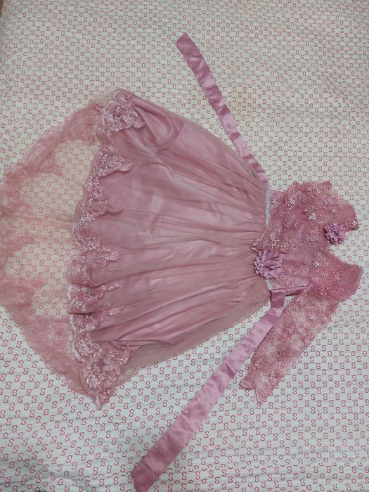 Праздничное платье для девочки