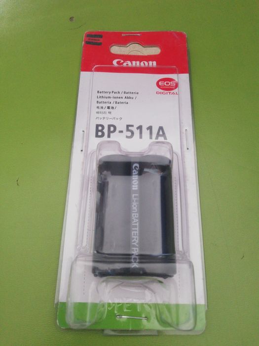 Акумлятор на фотоаппарат.