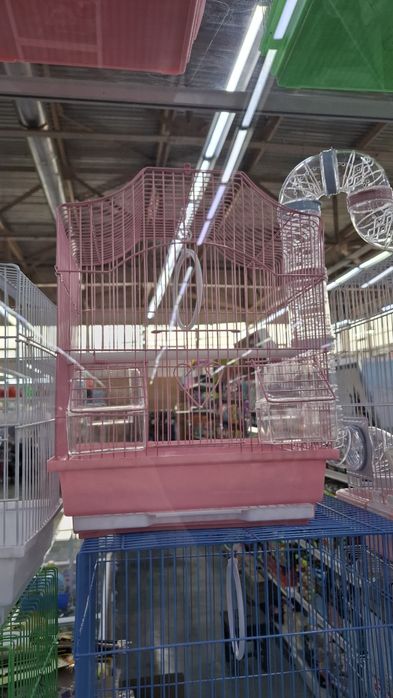 Клетки для декоративных птиц,попугаев