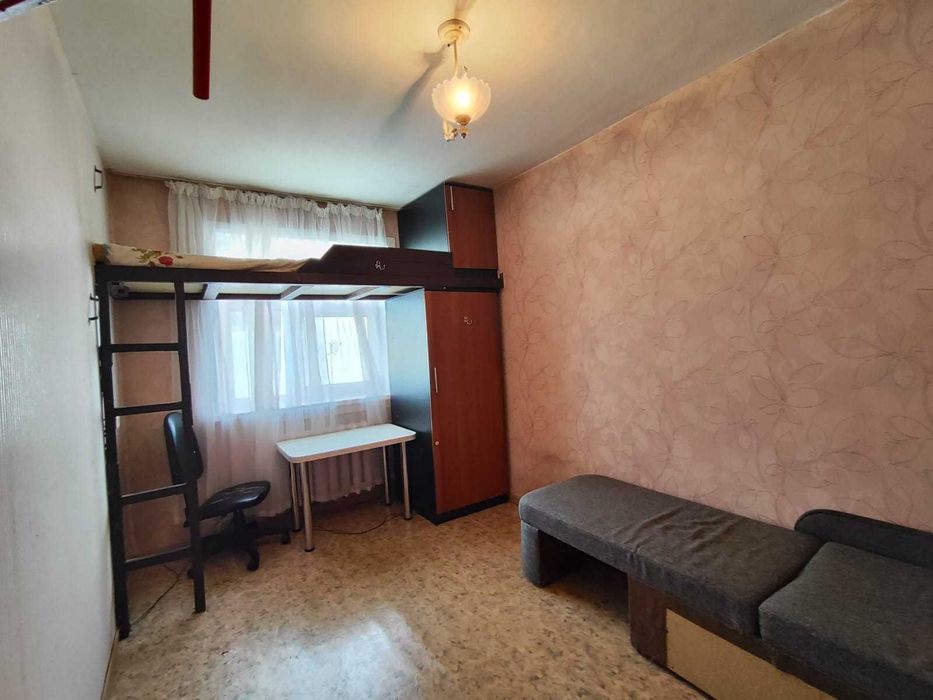 2 комнатная квартира, район 2 гор больницы.