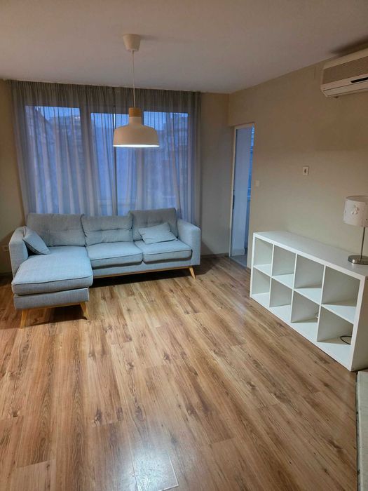Продава се Тристаен апартамент в Варна, Окръжна болница - 80 кв.м за 1626 €/кв.м - Снимка #16