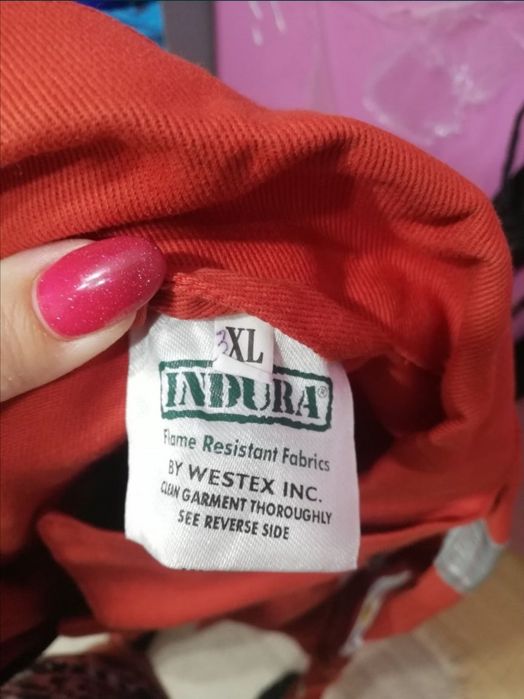 Продам комбинезоны зимний и летний