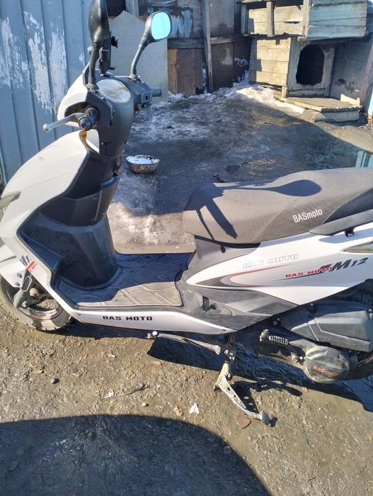 Продам скутер на ходу