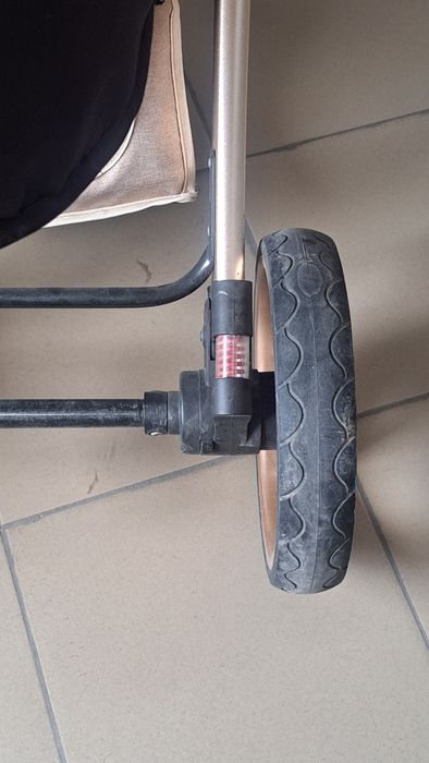 Коляска в хорошем состоянии.