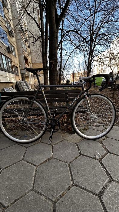 Фикси със спирачки