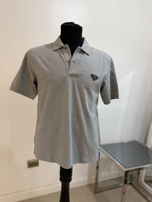 Tricou Prada nou cu eticheta Marimea S