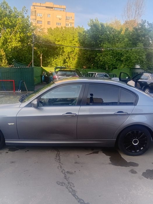 BMW    seria 3 ,2009