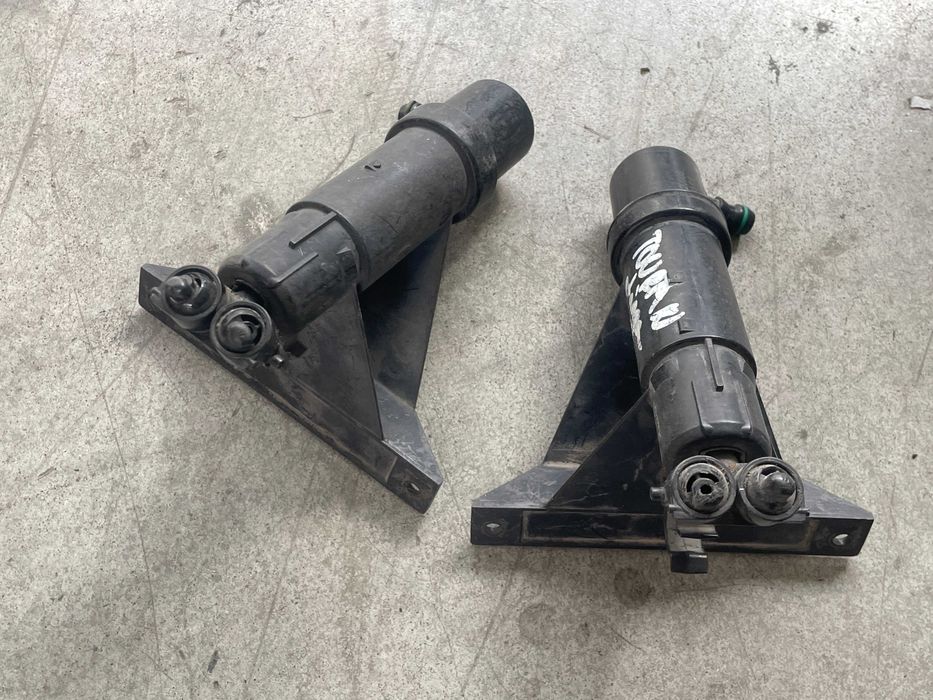 spalatoare faruri Vw Touran 1T cod 1T0955978