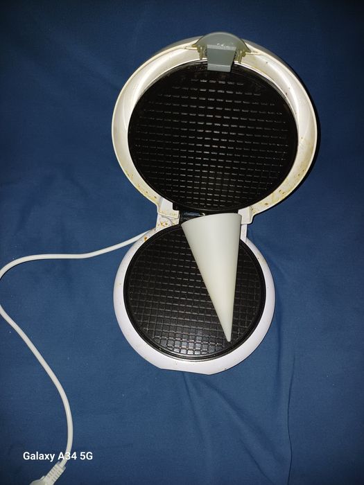 Вафельница ELCO 220v