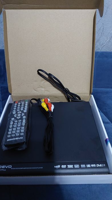 EVD/DVD/CD-плеер с USB