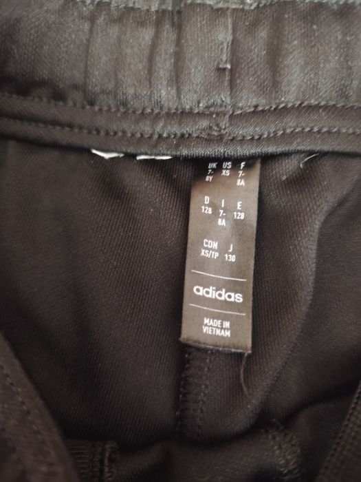 Спортен екип  Adidas 128