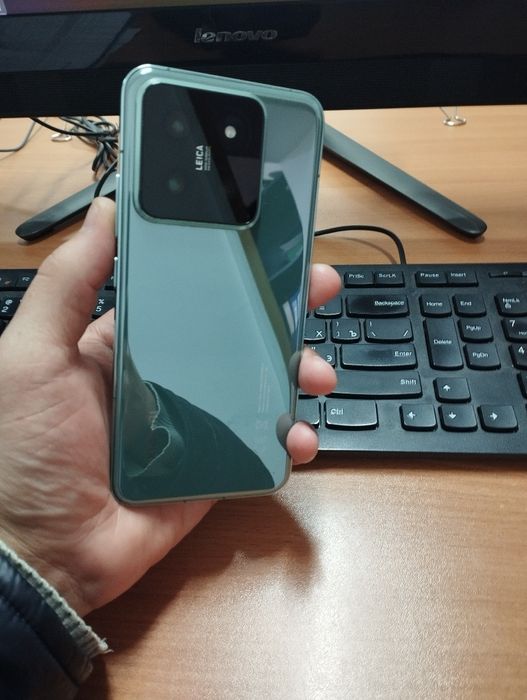 Глобальная версия Xiaomi 14