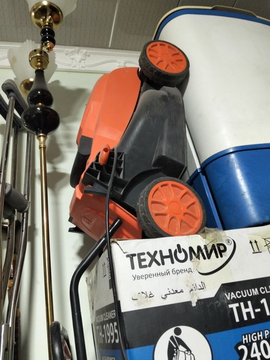 Продаётся газонокоситель