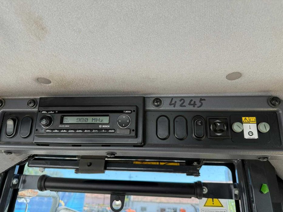 Incarcator frontal Komatsu WA 320 - 7