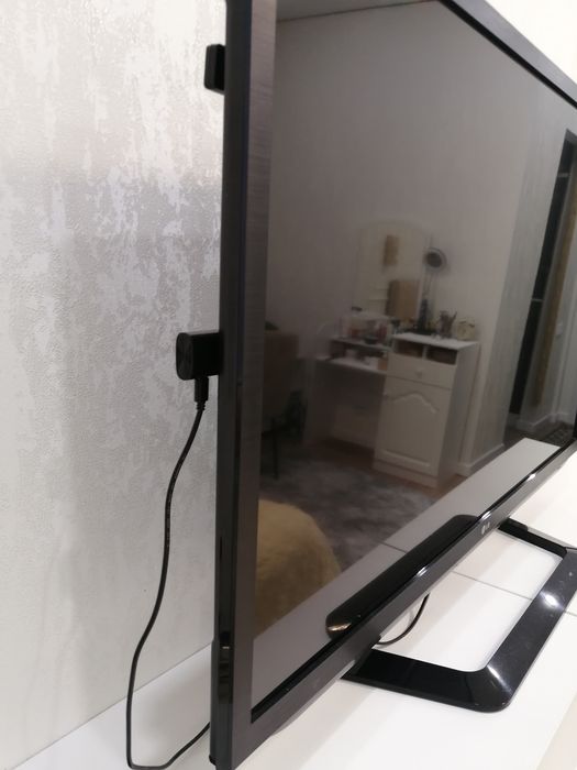 Телевизор LG б/у