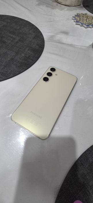 Продам Samsung s24 plus