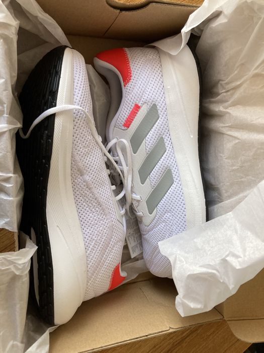 Мъжки оригинални маратонки Adidas Response Runner U