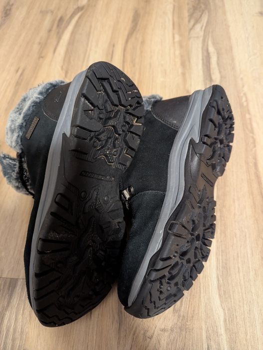 Skechers TREGO FALLS FINEST  Зимни дамски обувки 37 размер