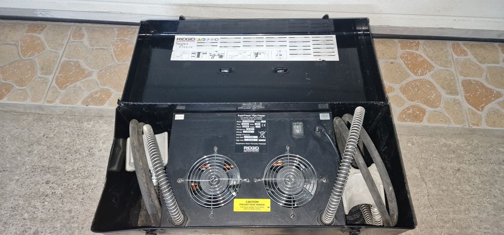 Машина за замразяване на тръбопроводи RIDGID Super Freeze 2500