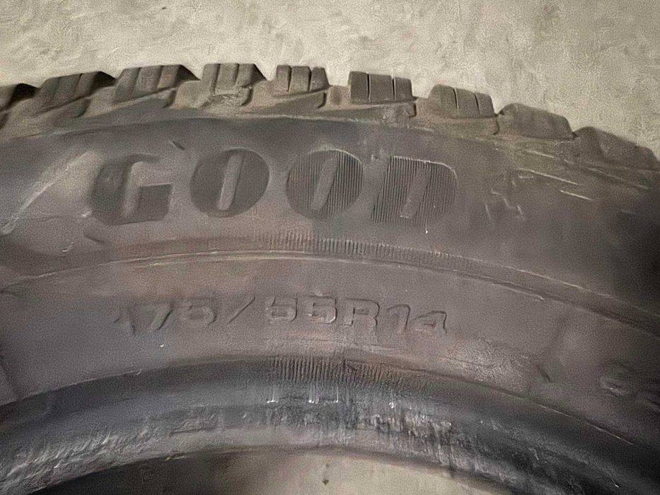 Зимни Гуми GOODYEAR 175/65R14 82T UG9+ MS 4 броя