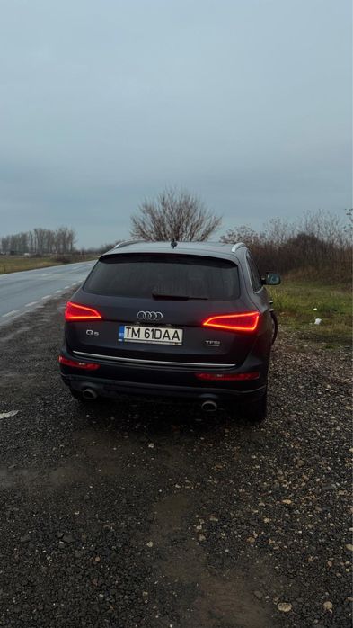 Vand Audi Q5 quattro