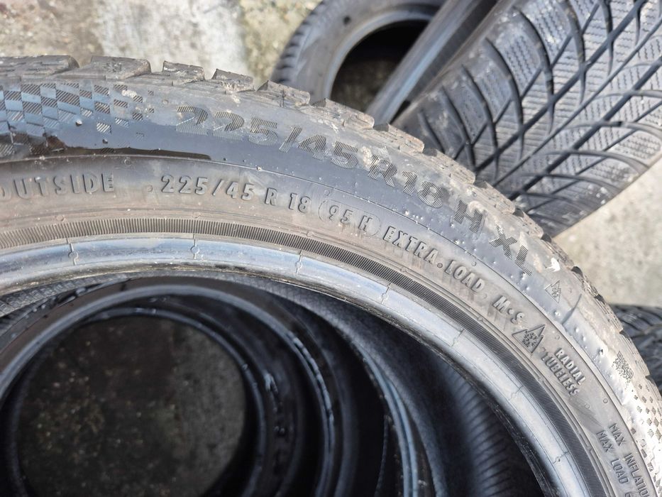 2 Anvelope de IARNA - 225/45/18  Continental Stare F BUNA DOT 2022 RFT