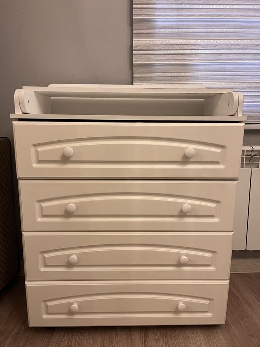 Детский кровать + комод