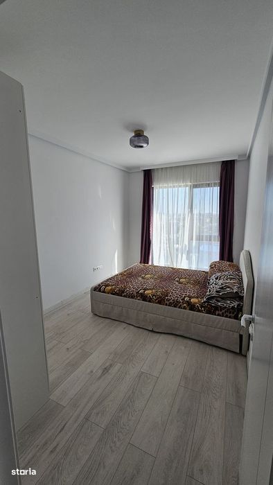 Închiriez Apartament 3 camere -Direct Proprietar- Rezidențial Vest