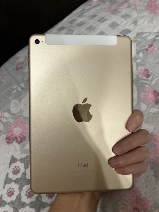 Продам iPad mini 4