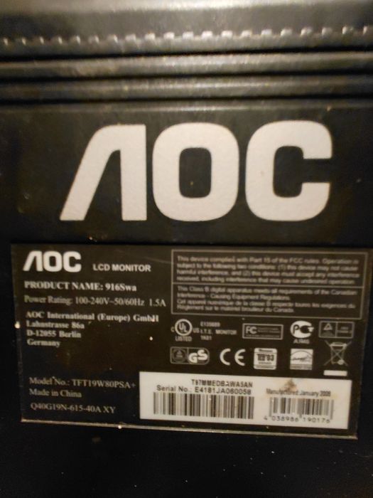 2 комплекта комп + монитор , мишка и клавиатура.