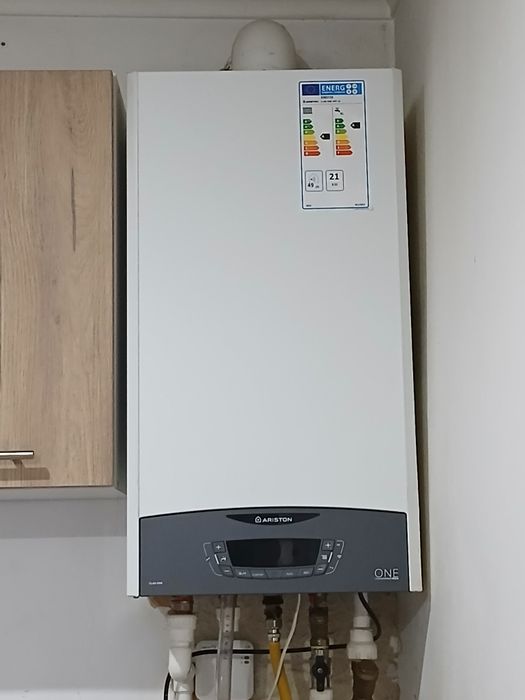 Centrala ariston One 21 de kw noua