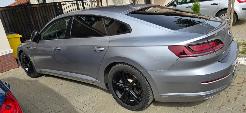 Volkswagen ARTEON Model 2018. Stare foarte bună, km putini, revizii in reprezentanta