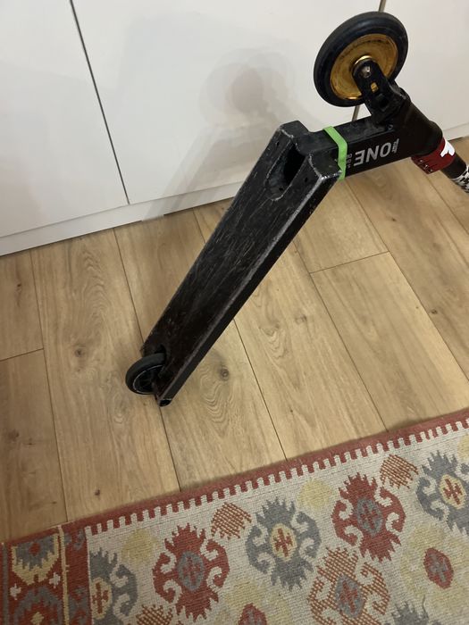 Самокат универсал трюковой