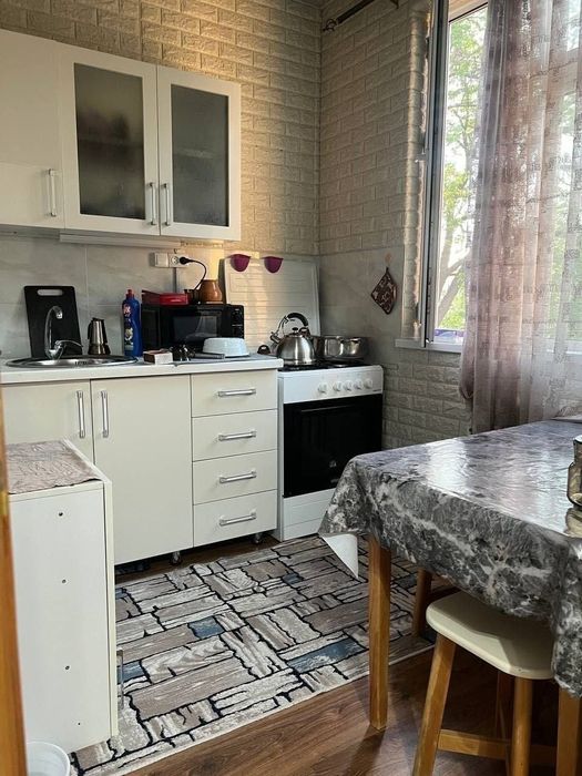 2/4/4 Феруза м-в