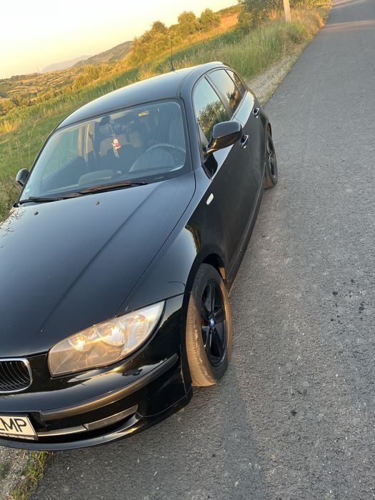 Vand bmw seria 1 an 2009