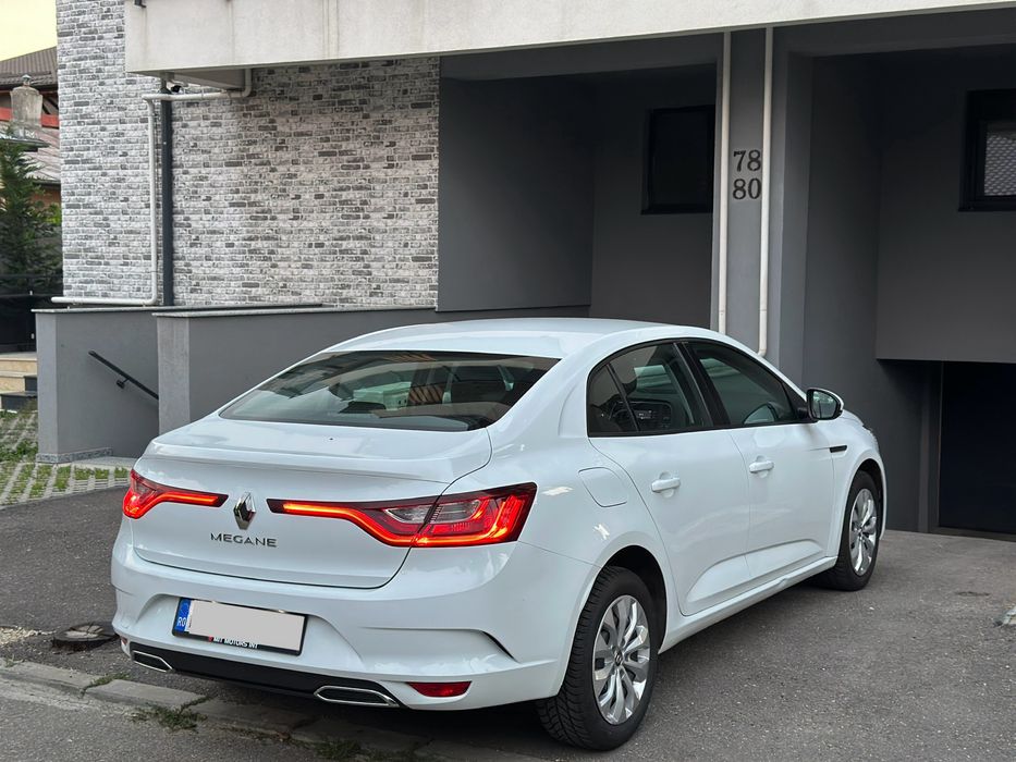 RENAULT Megane 2021 — imagine 4